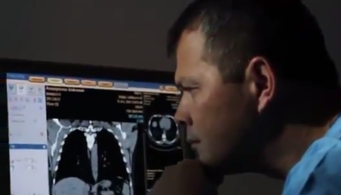 El centro de trauma de la Universidad de Ciencias de la Salud de Oregon (OHSU), un centro de trauma Nivel 1, utiliza iPatient para ofrecer protocolos complejos.