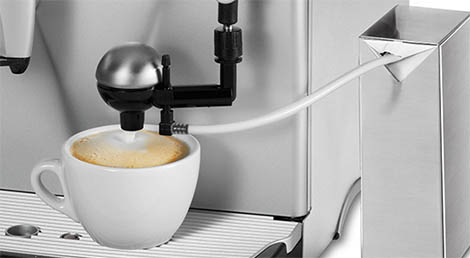 El primer espumador de leche autom&aacute;tico de Saeco, el Cappuccinatore (1996)